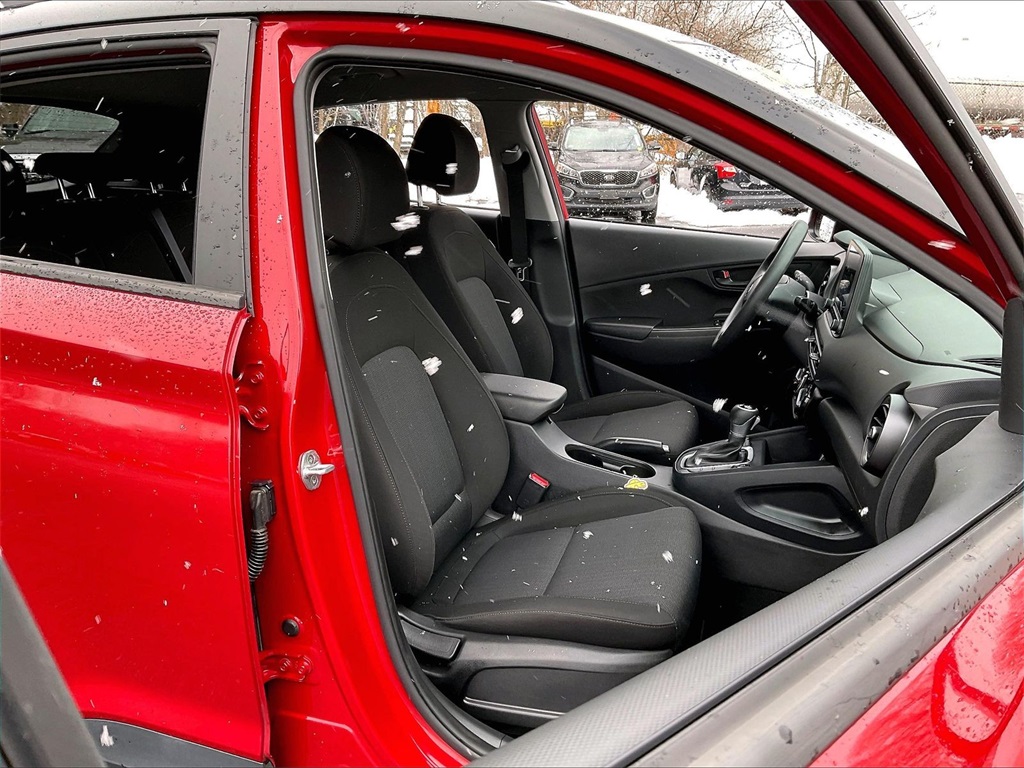 2022 Hyundai Kona SEL - Photo 11