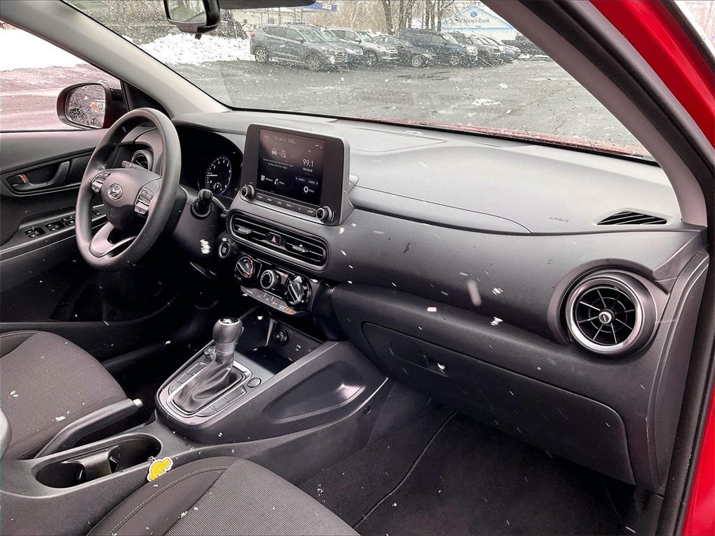 2022 Hyundai Kona SEL - Photo 13