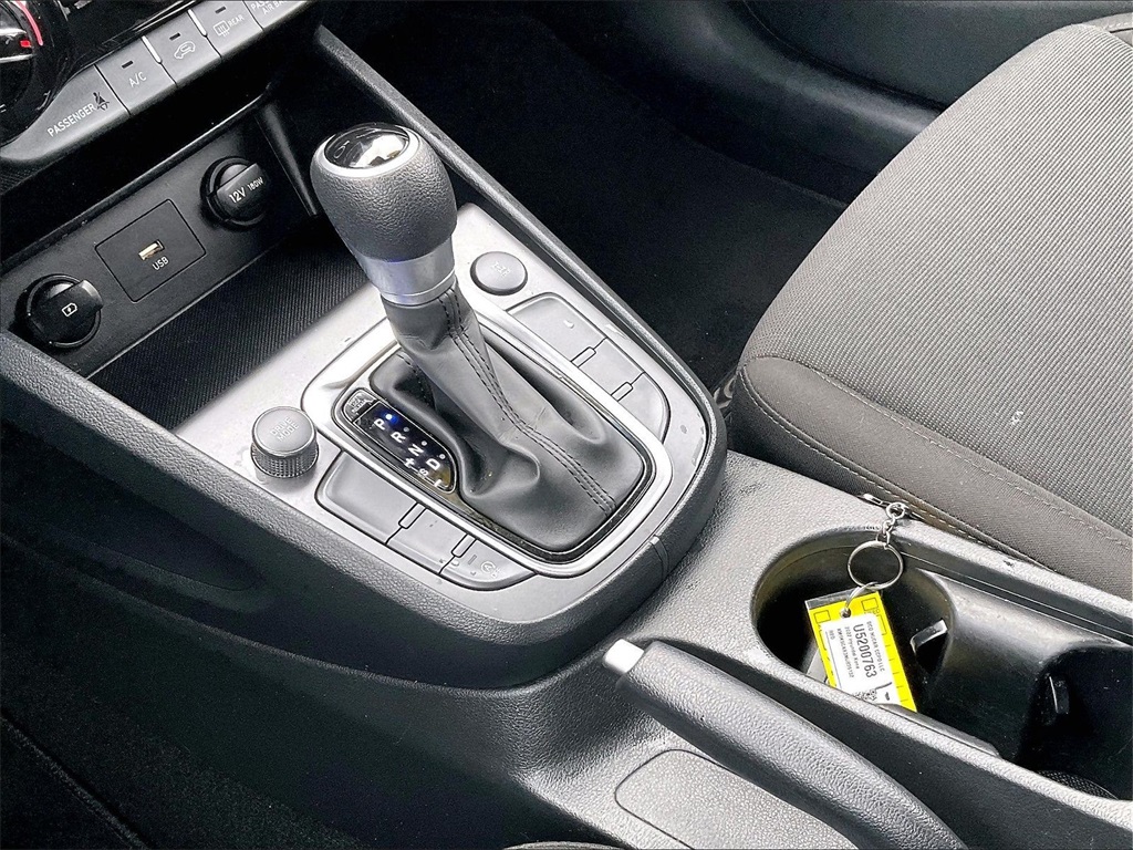 2022 Hyundai Kona SEL - Photo 19
