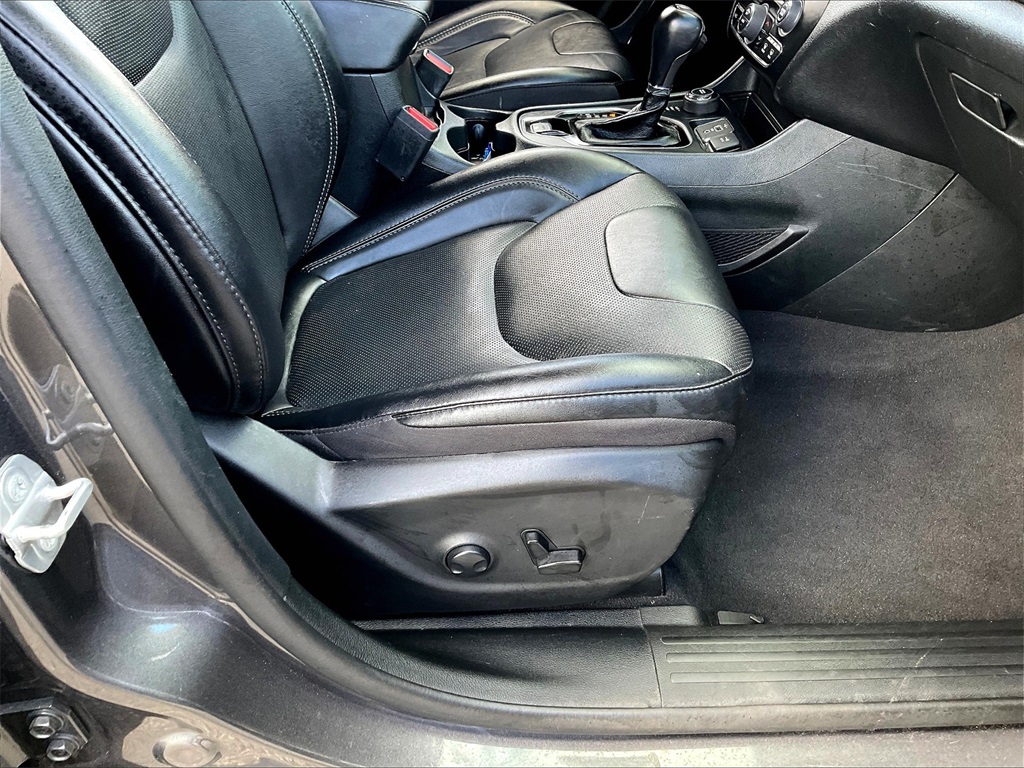 2023 Jeep Cherokee Altitude - Photo 34