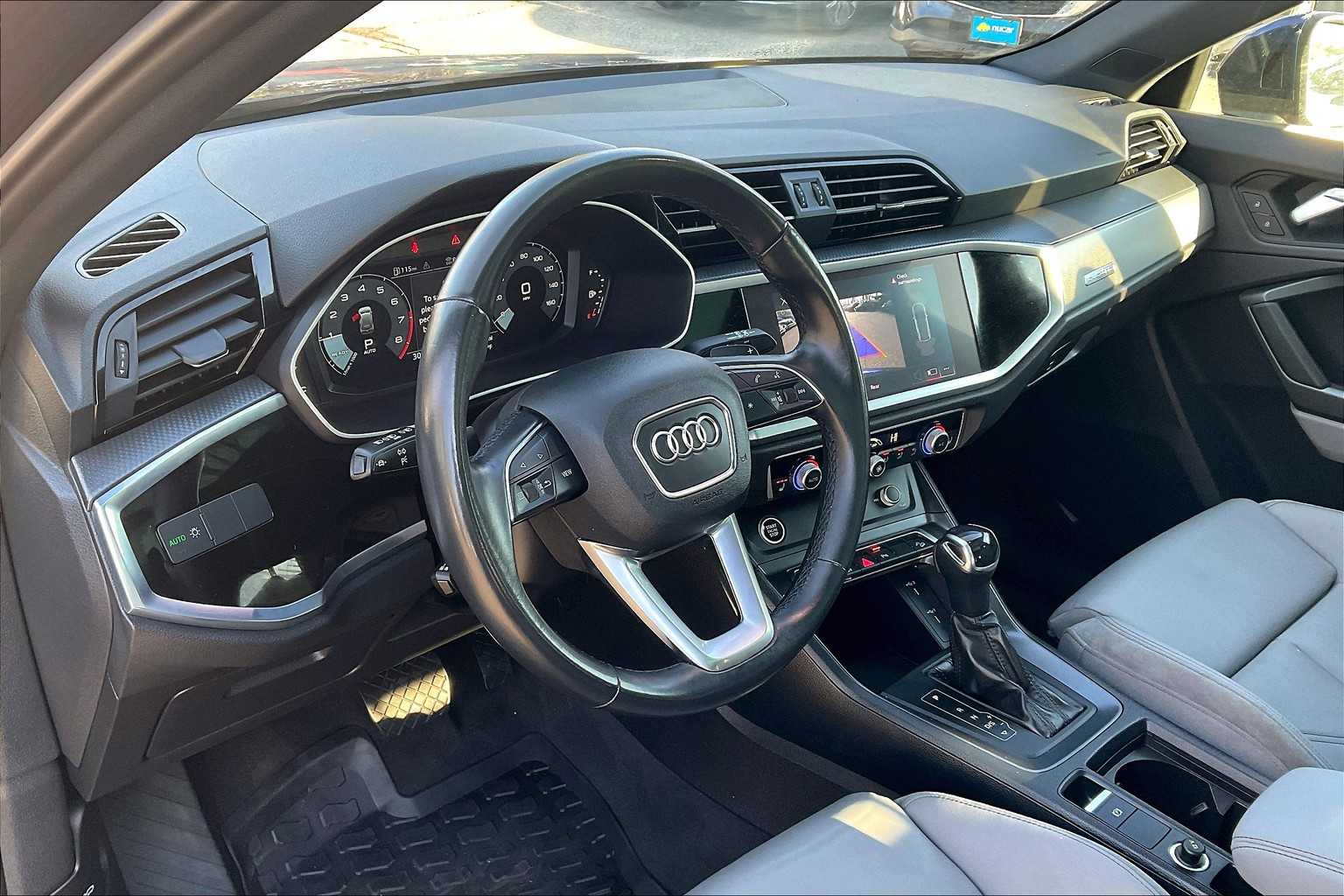 2022 Audi Q3 S line Premium - Photo 8
