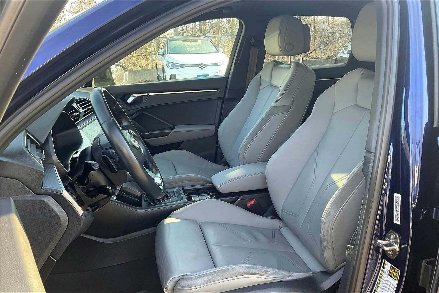 2022 Audi Q3 S line Premium - Photo 10