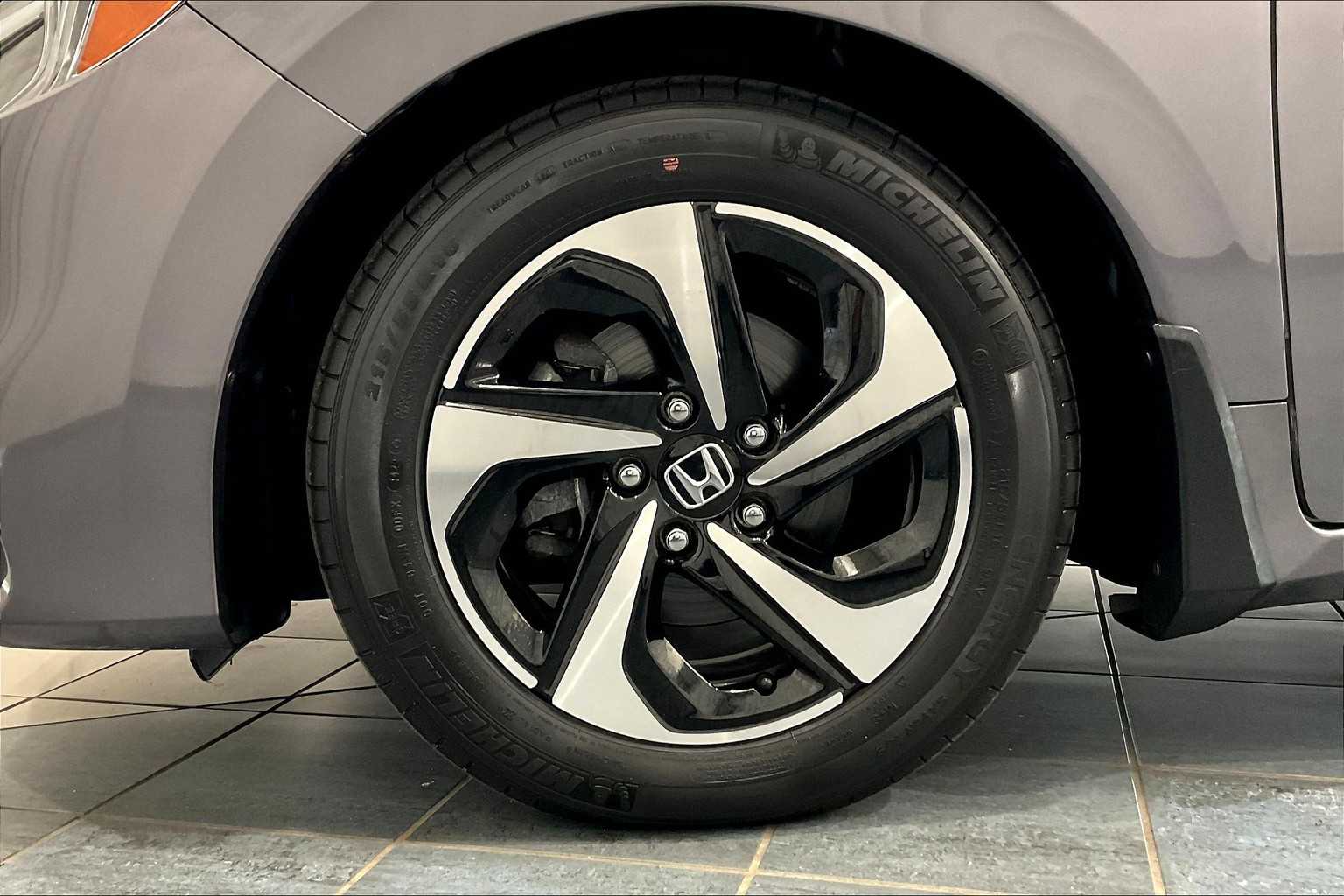 2021 Honda Insight EX - Photo 7