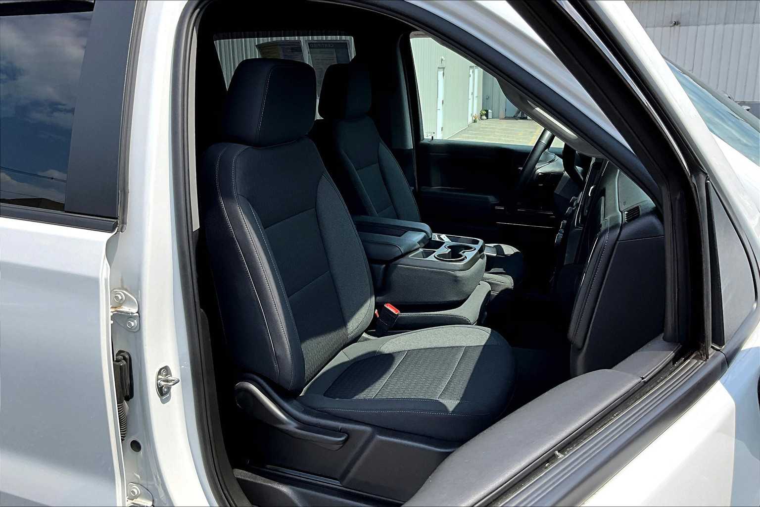 2022 Chevrolet Silverado 1500 LTD LT - Photo 11