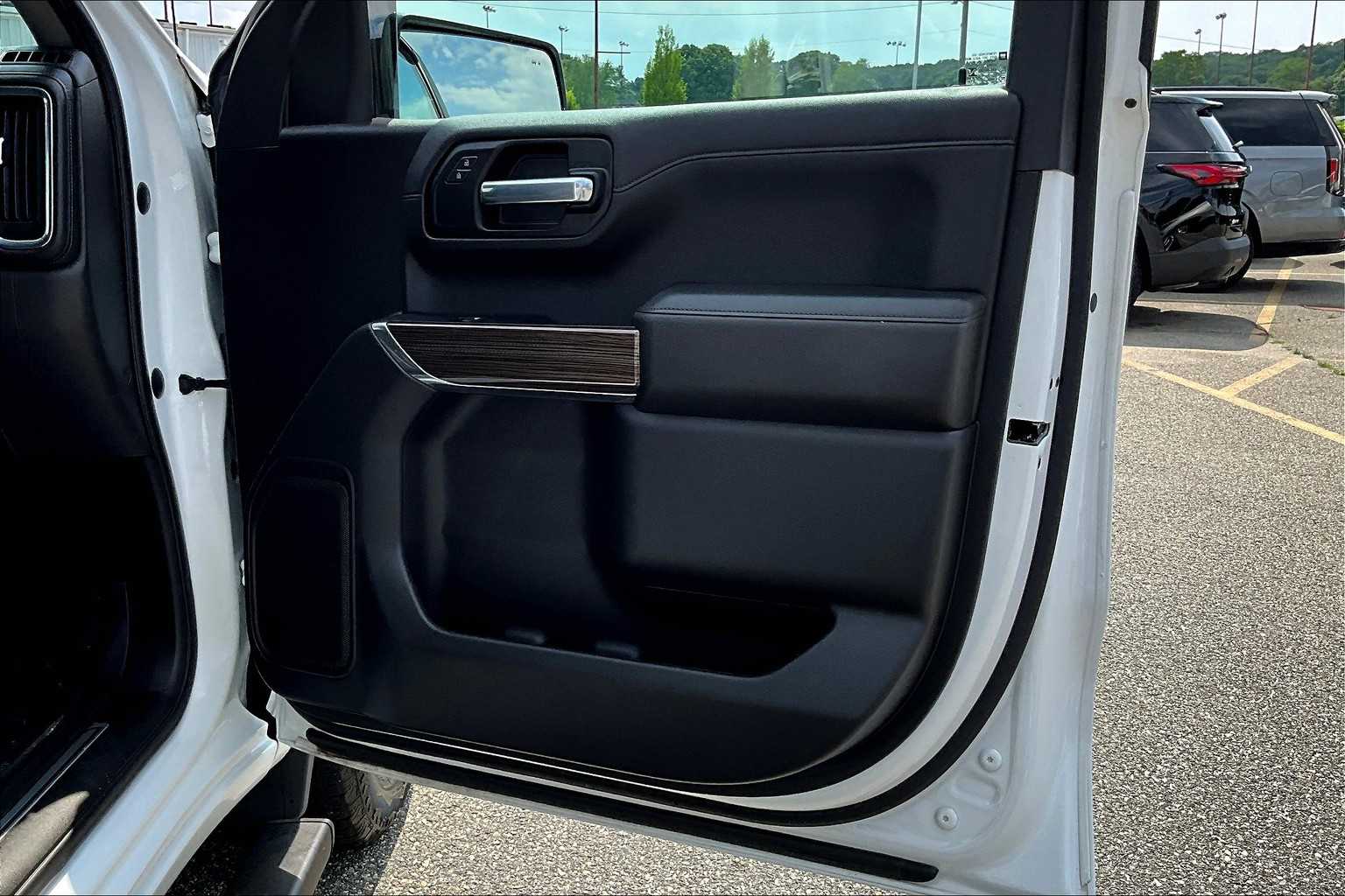 2022 Chevrolet Silverado 1500 LTD LT - Photo 12