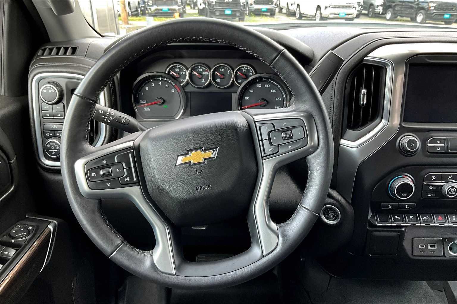 2022 Chevrolet Silverado 1500 LTD LT - Photo 17