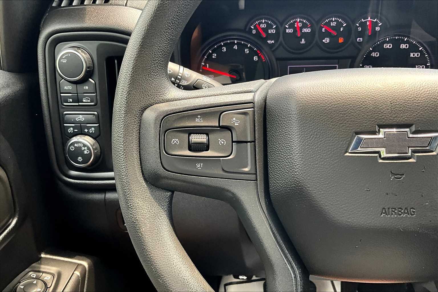 2024 Chevrolet Silverado 1500 Custom - Photo 22