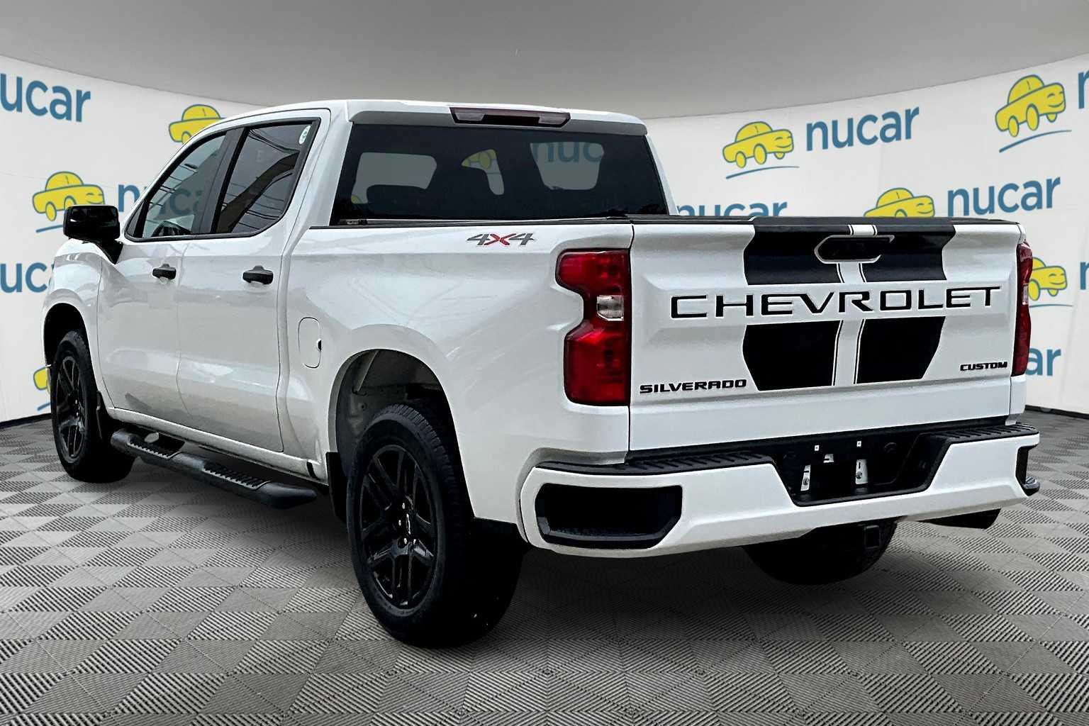 2024 Chevrolet Silverado 1500 Custom - Photo 4