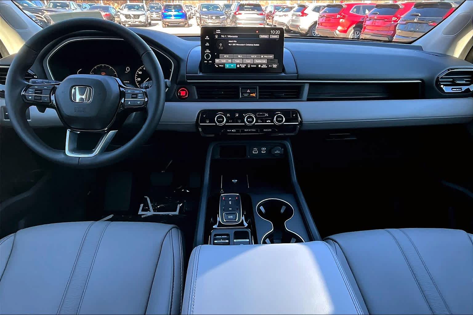 2025 Honda Pilot EX-L - Photo 12