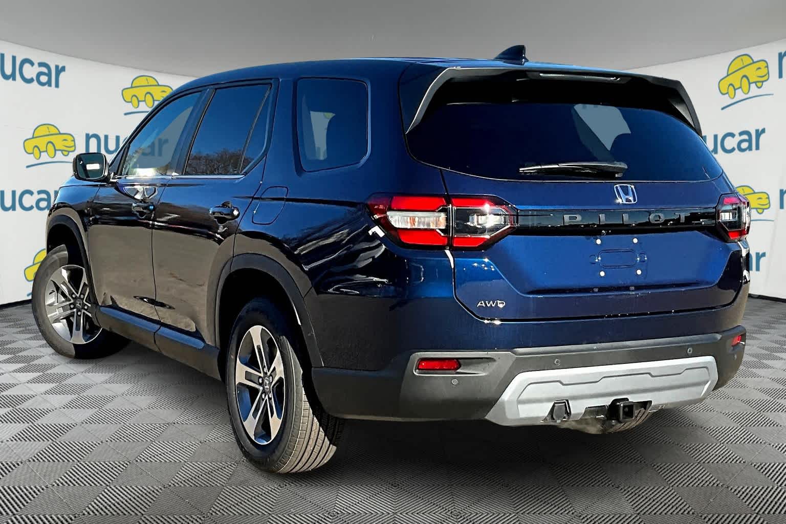 2025 Honda Pilot EX-L - Photo 5