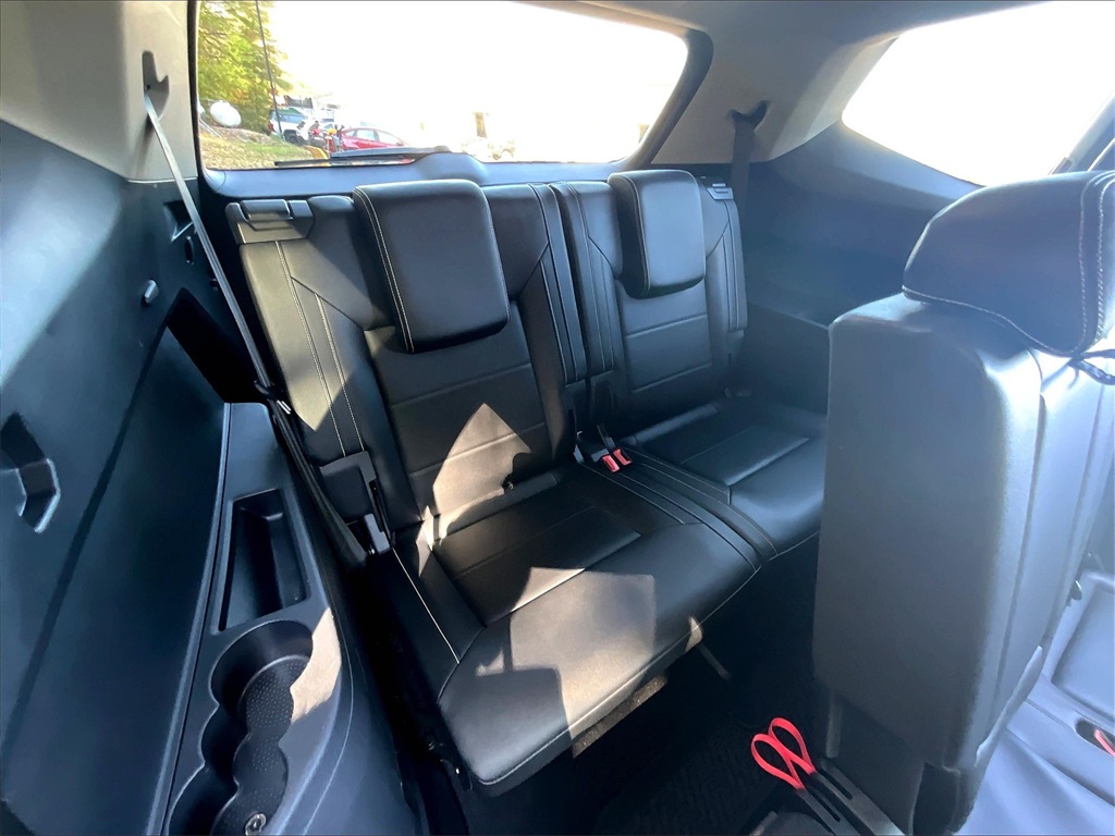 2022 Volkswagen Atlas 3.6L V6 SE w/Technology - Photo 17