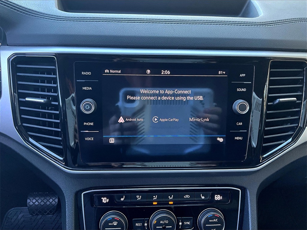 2022 Volkswagen Atlas 3.6L V6 SE w/Technology - Photo 20