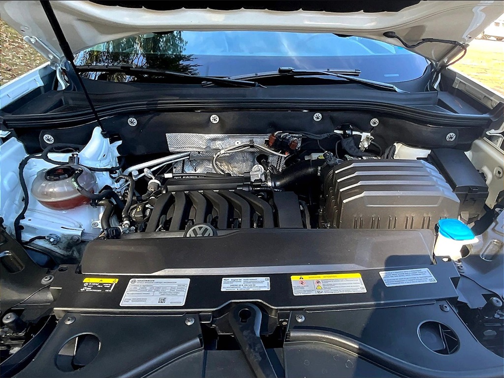 2022 Volkswagen Atlas 3.6L V6 SE w/Technology - Photo 31
