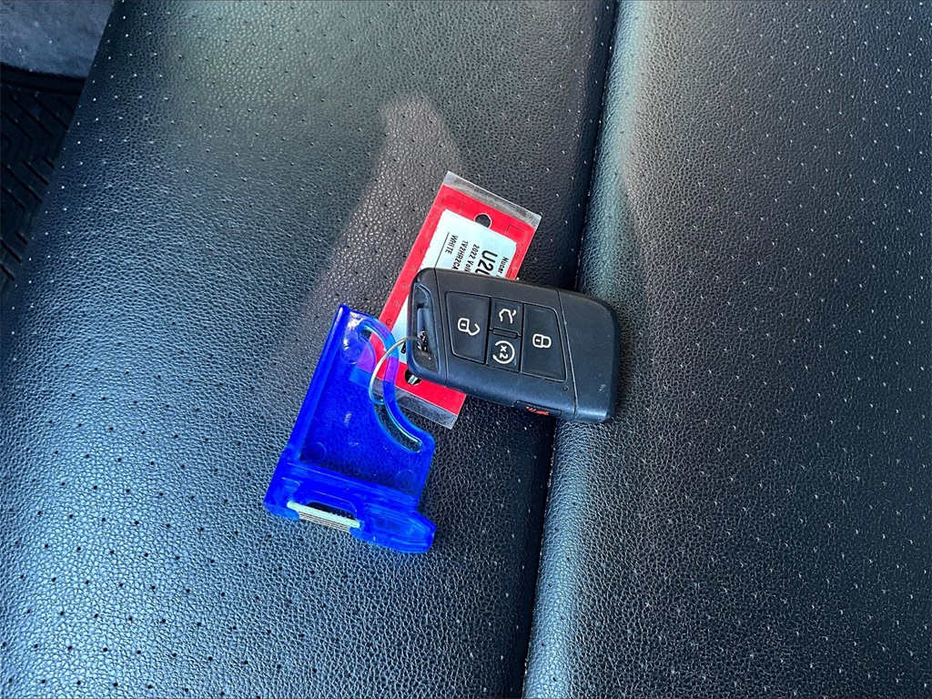 2022 Volkswagen Atlas 3.6L V6 SE w/Technology - Photo 32