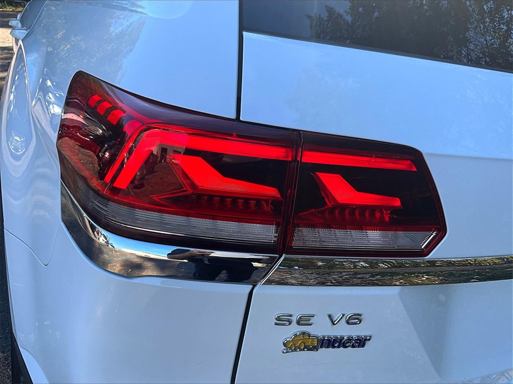 2022 Volkswagen Atlas 3.6L V6 SE w/Technology - Photo 35