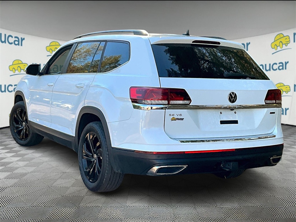 2022 Volkswagen Atlas 3.6L V6 SE w/Technology - Photo 4