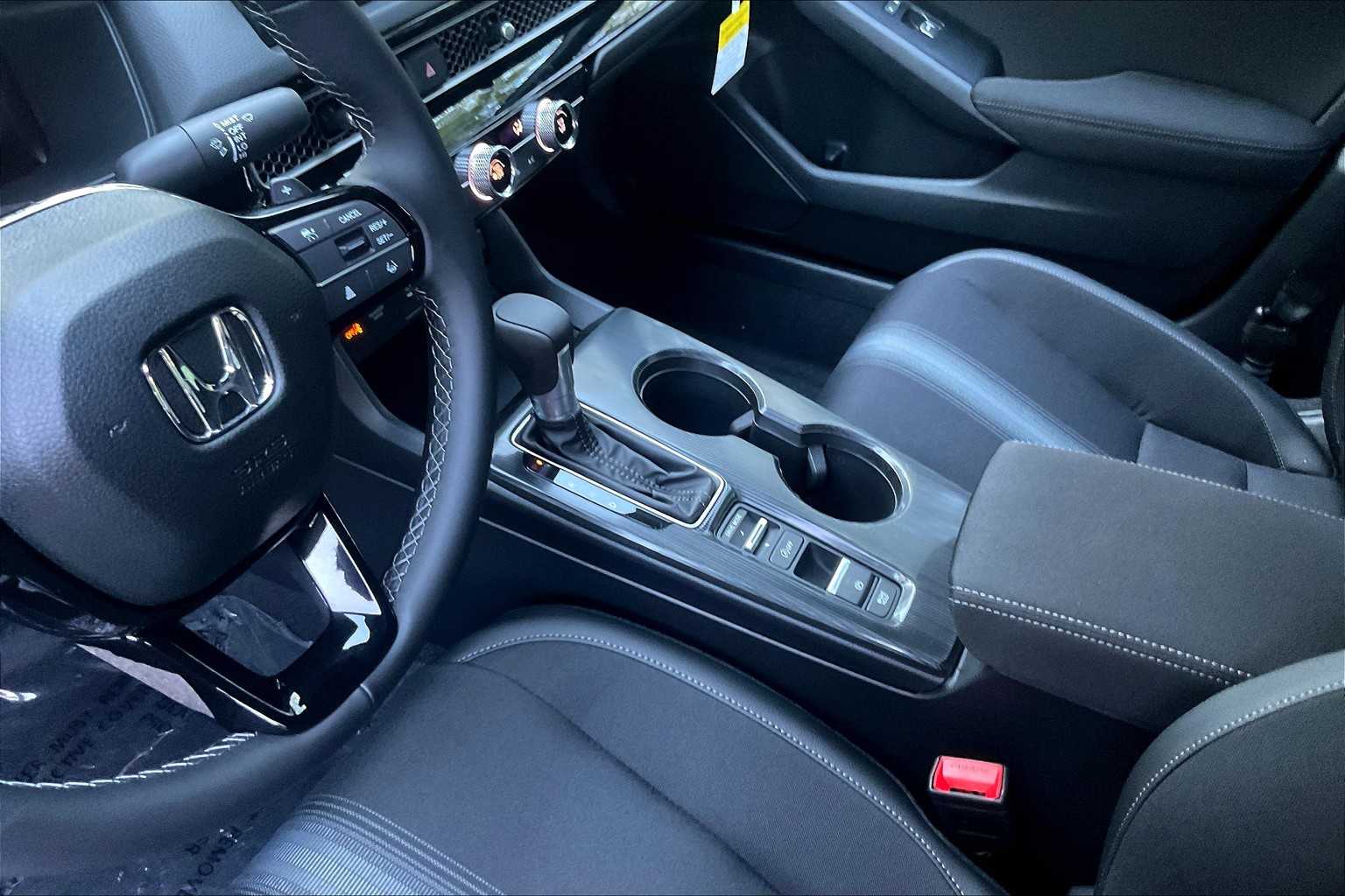 2026 Honda Civic Sport - Photo 14