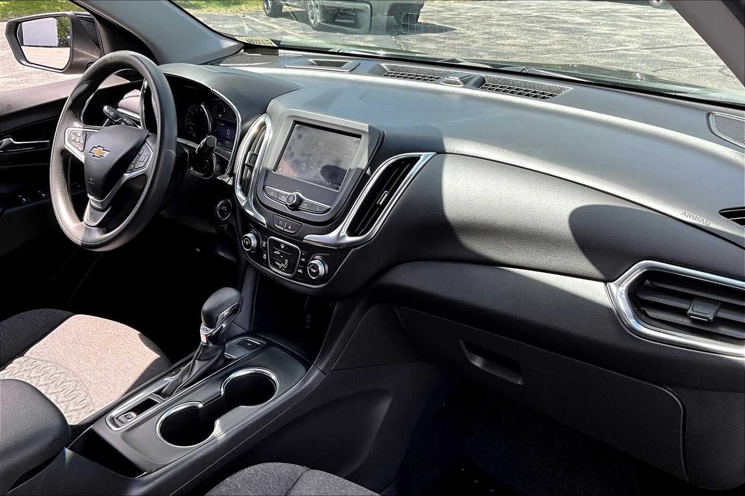 2023 Chevrolet Equinox LT - Photo 21