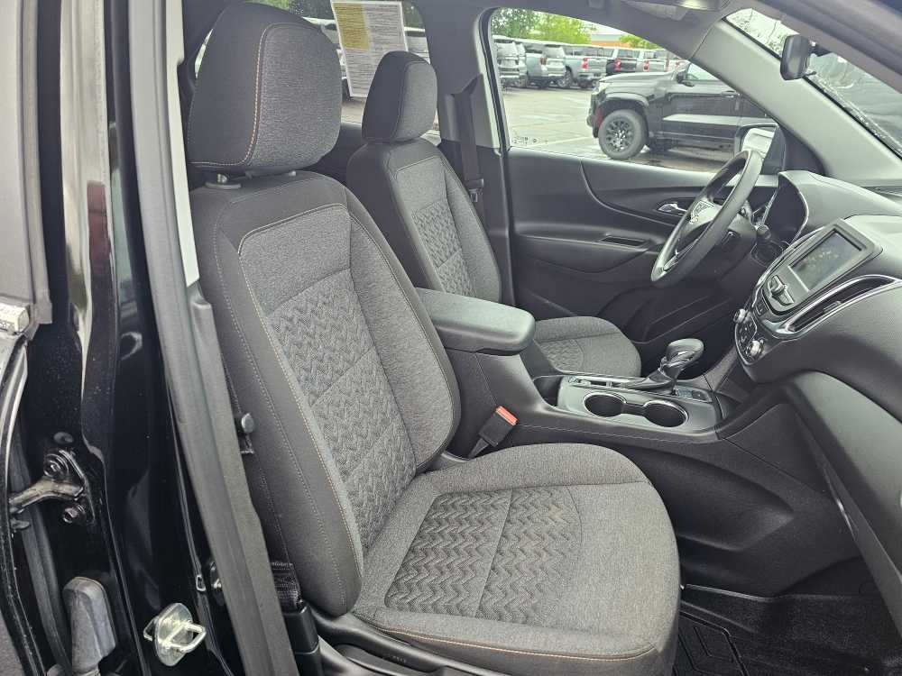 2023 Chevrolet Equinox LT - Photo 10