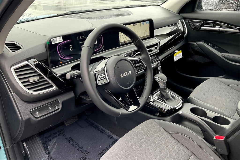 2025 Kia Seltos S - Photo 9