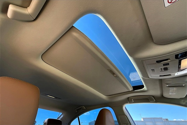2018 Lexus ES 350 - Photo 21