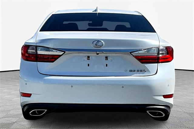 2018 Lexus ES 350 - Photo 5