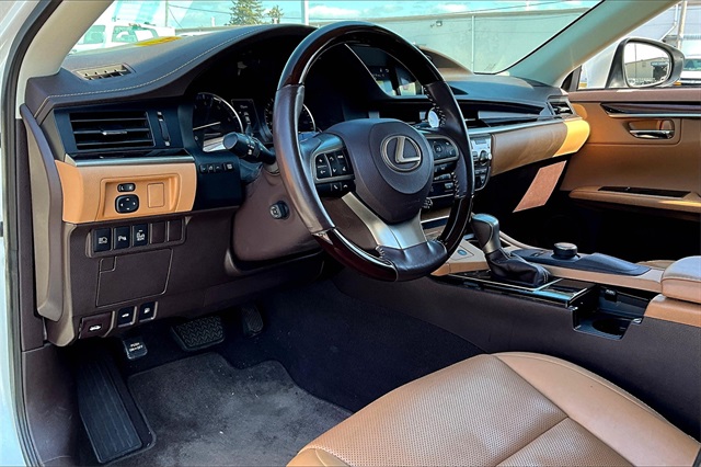 2018 Lexus ES 350 - Photo 8