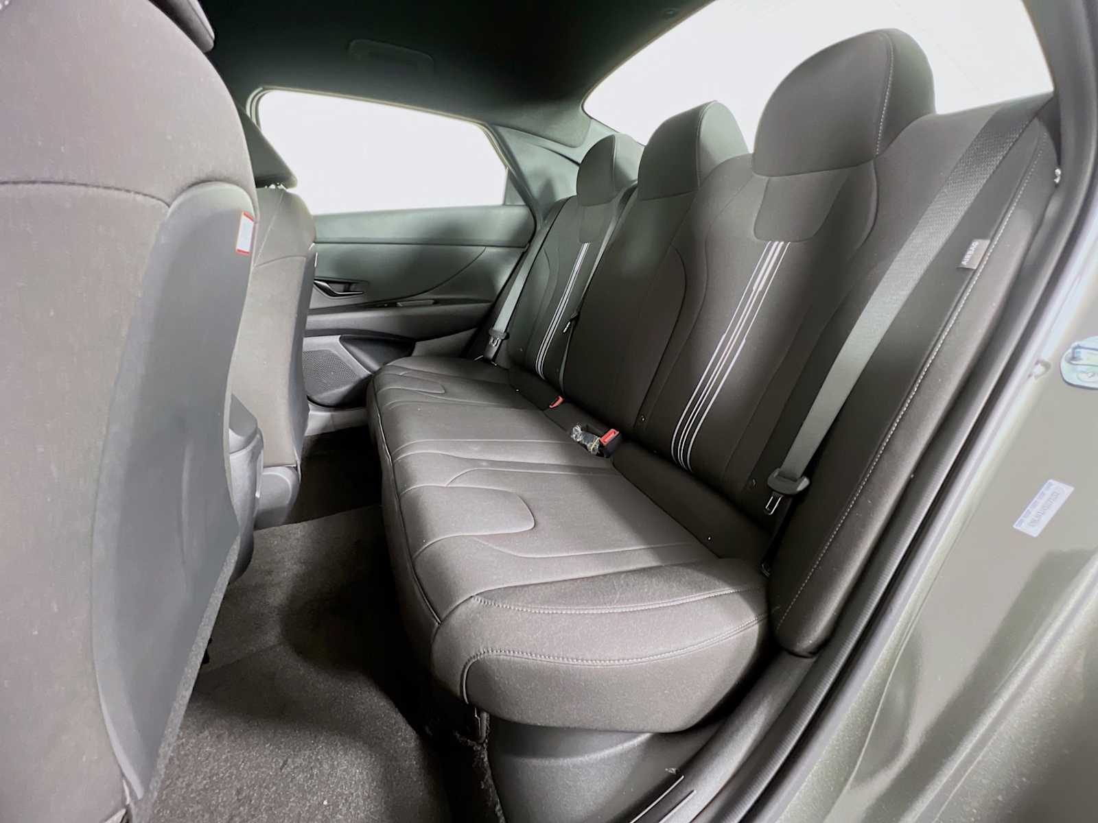 2025 Hyundai Elantra Hybrid SEL Sport - Photo 14