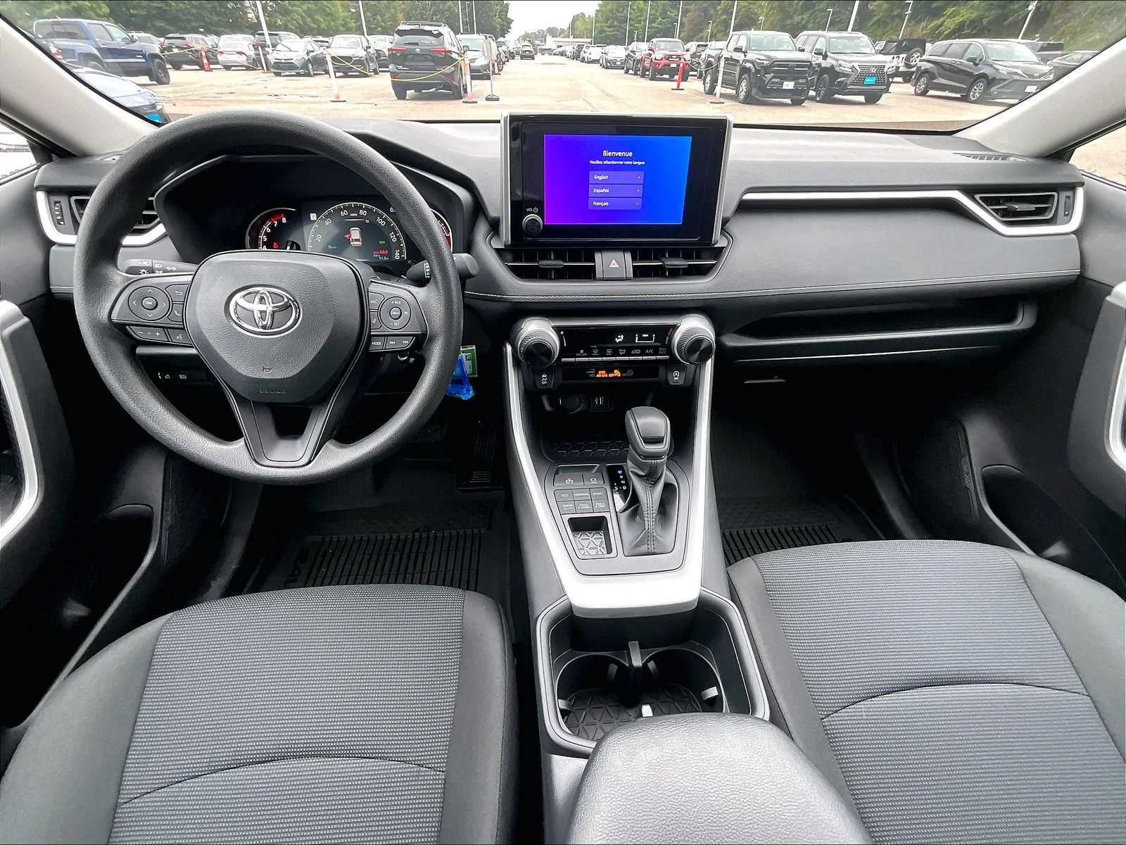 2025 Toyota RAV4 LE - Photo 12