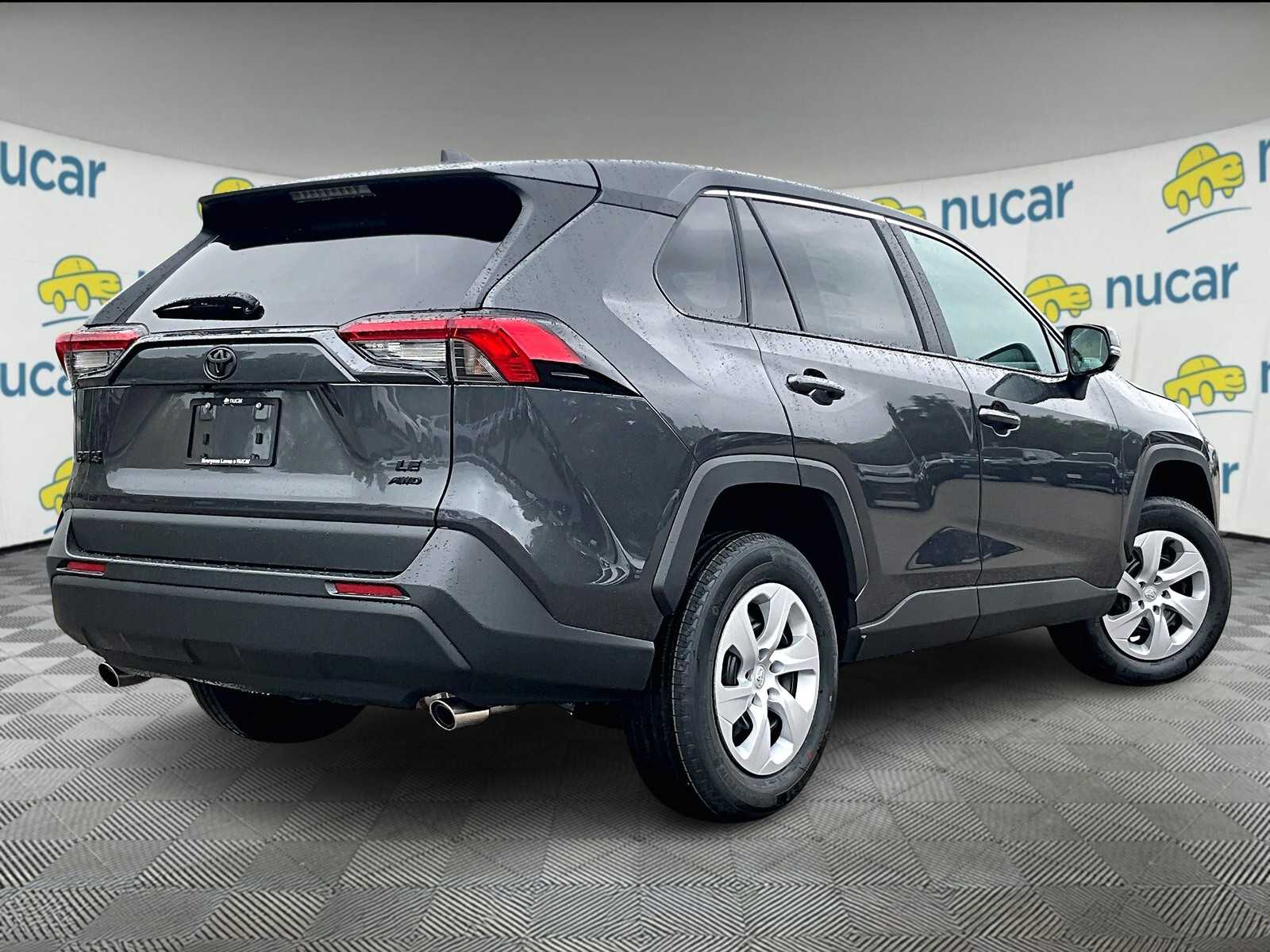 2025 Toyota RAV4 LE - Photo 7