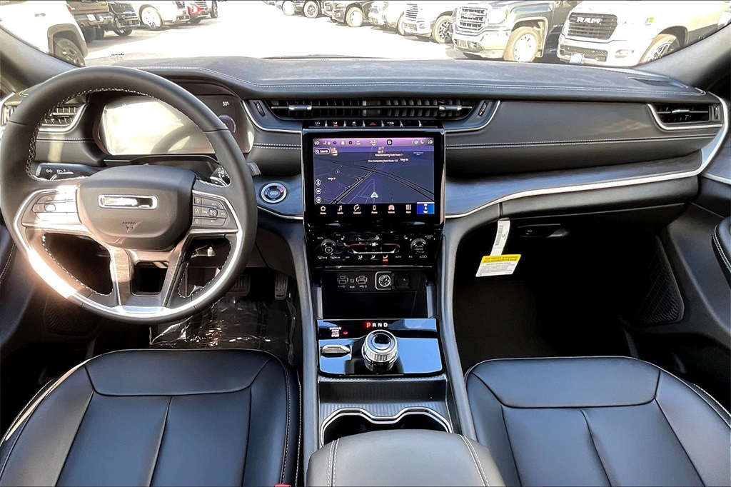 2025 Jeep Grand Cherokee Limited - Photo 12