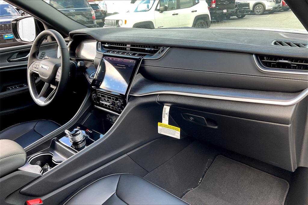 2025 Jeep Grand Cherokee Limited - Photo 10
