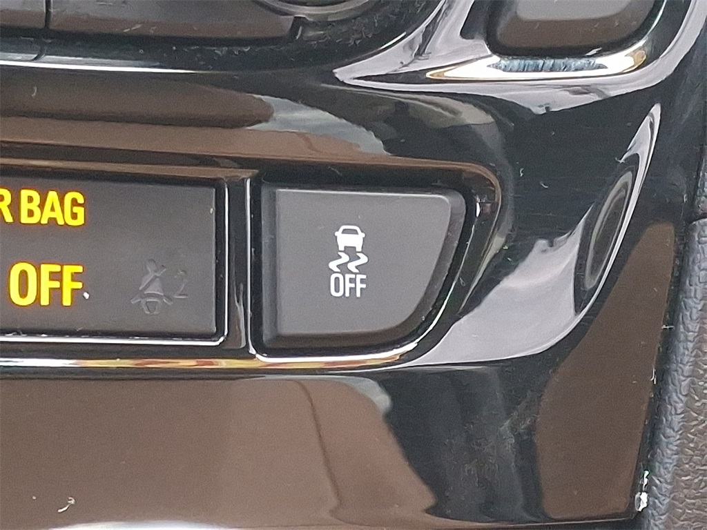2019 Buick Encore Essence - Photo 24