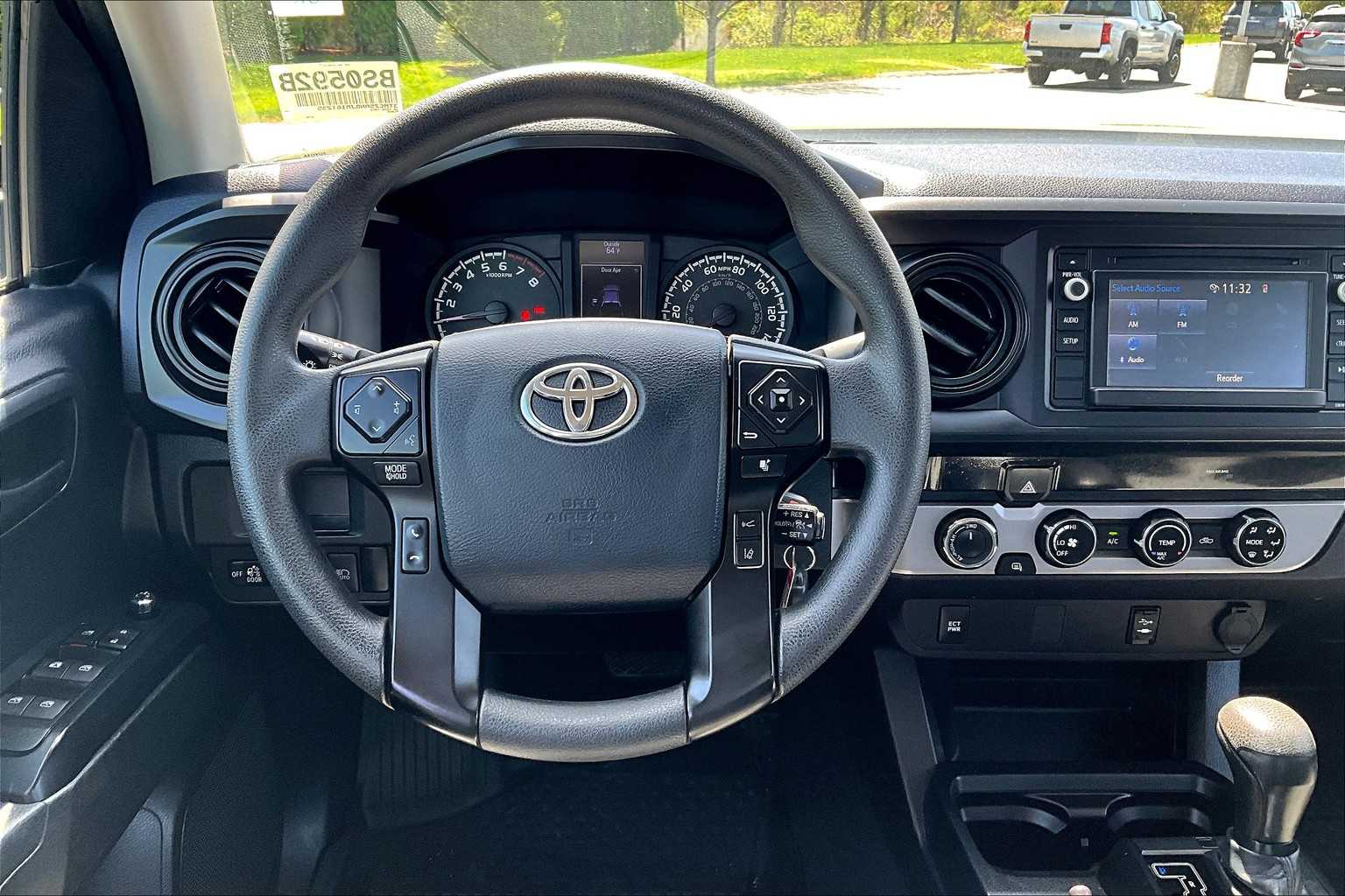 2018 Toyota Tacoma SR - Photo 17
