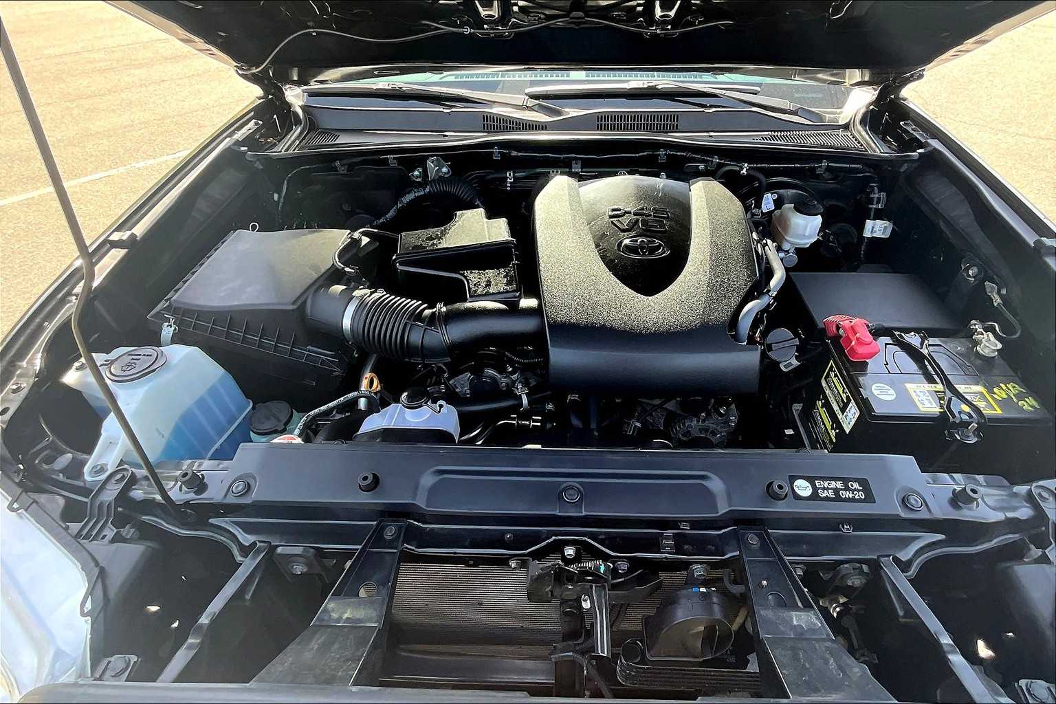 2018 Toyota Tacoma SR - Photo 28