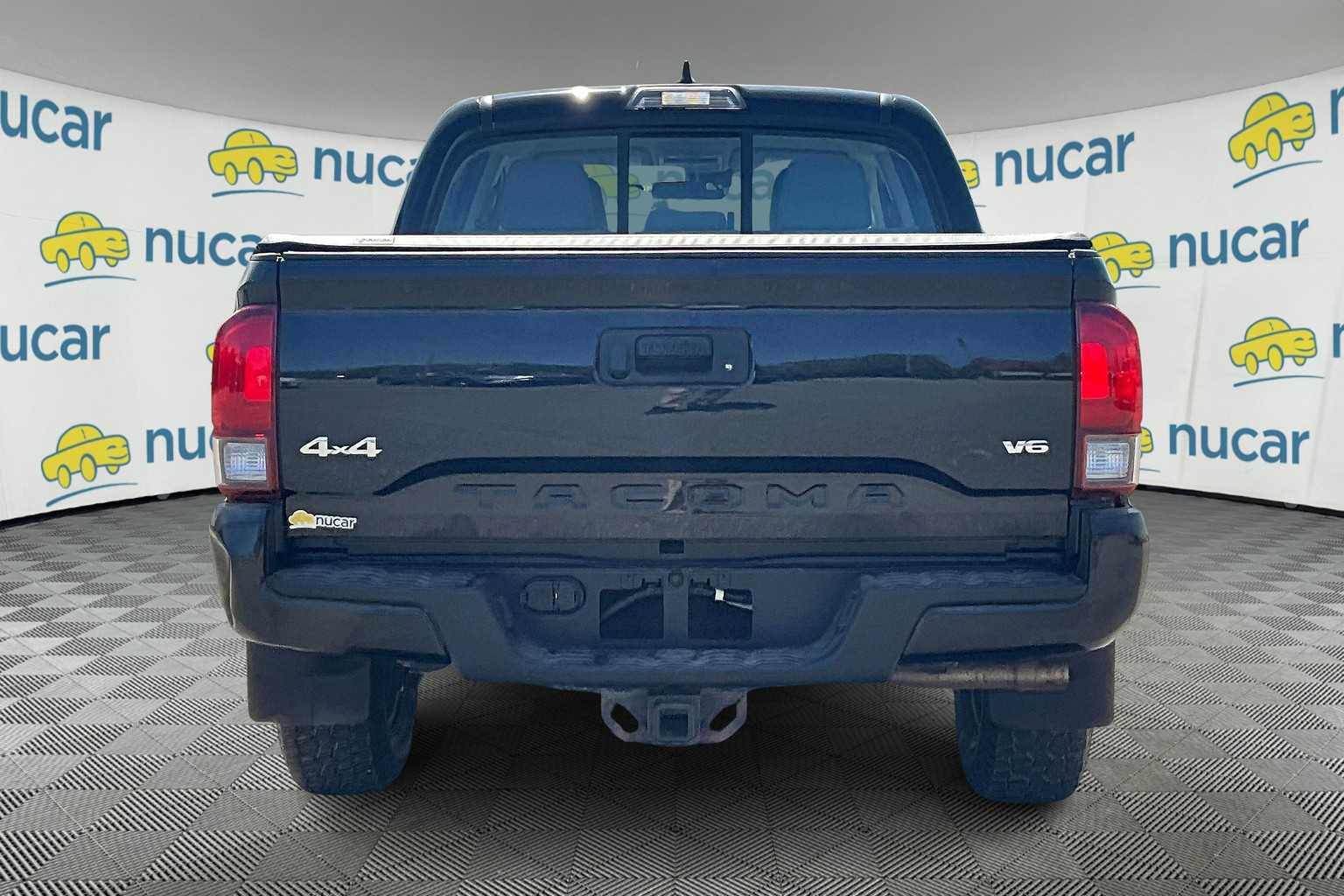 2018 Toyota Tacoma SR - Photo 5