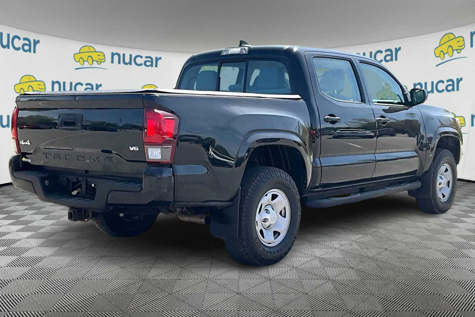2018 Toyota Tacoma SR - Photo 6