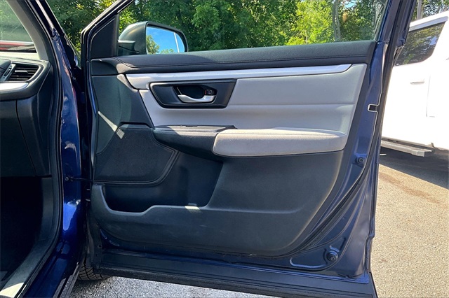 2017 Honda CR-V LX - Photo 19