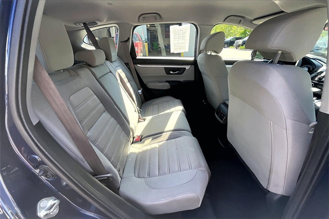 2017 Honda CR-V LX - Photo 22
