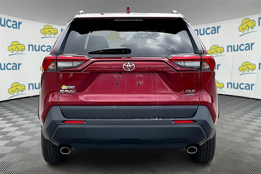 2022 Toyota RAV4 XLE - Photo 5