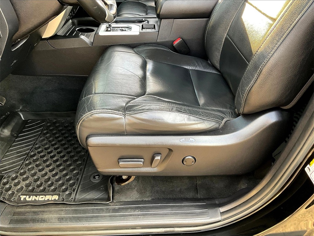 2020 Toyota Tundra SR5 - Photo 33