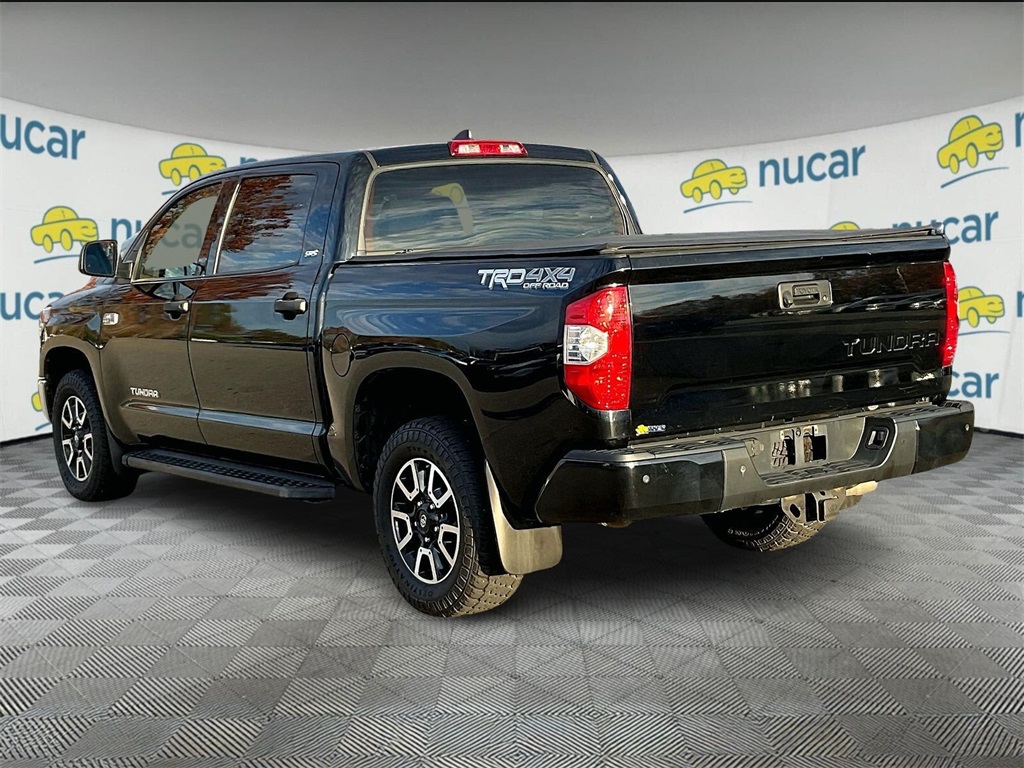2020 Toyota Tundra SR5 - Photo 4