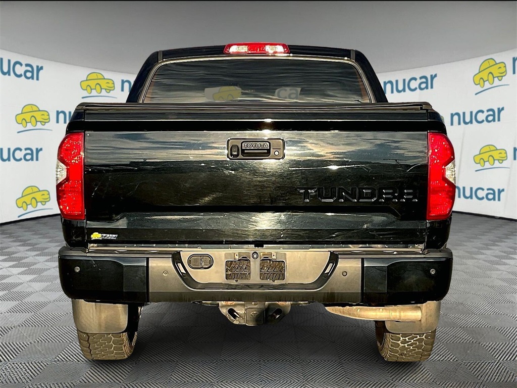 2020 Toyota Tundra SR5 - Photo 5