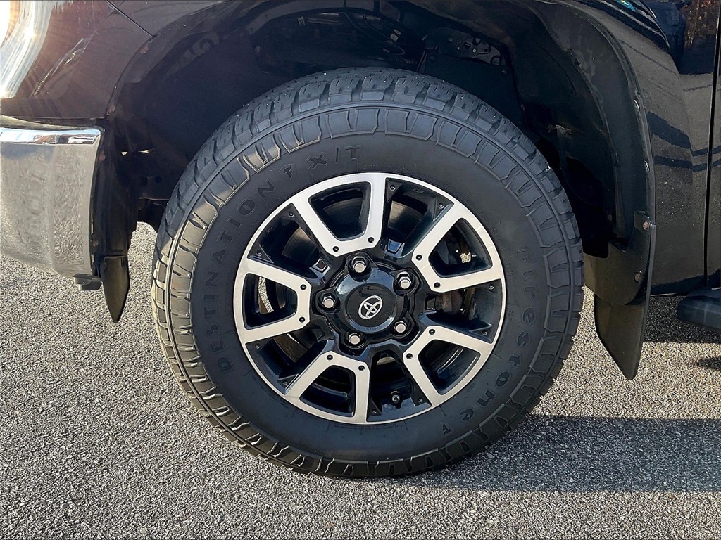 2020 Toyota Tundra SR5 - Photo 7