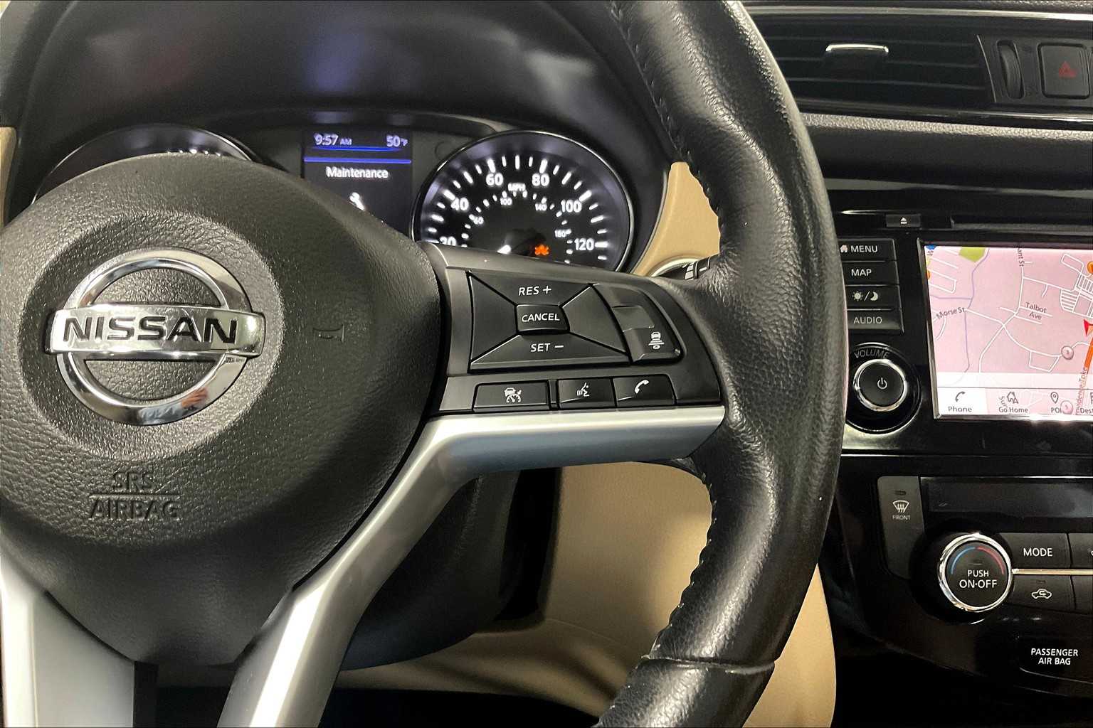 2018 Nissan Rogue SL - Photo 24