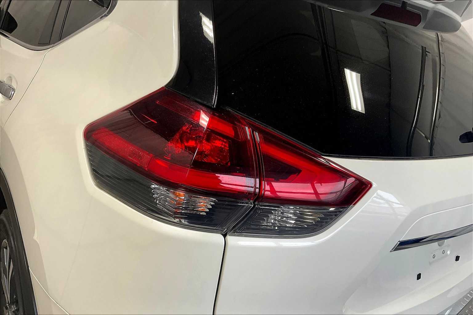 2018 Nissan Rogue SL - Photo 34