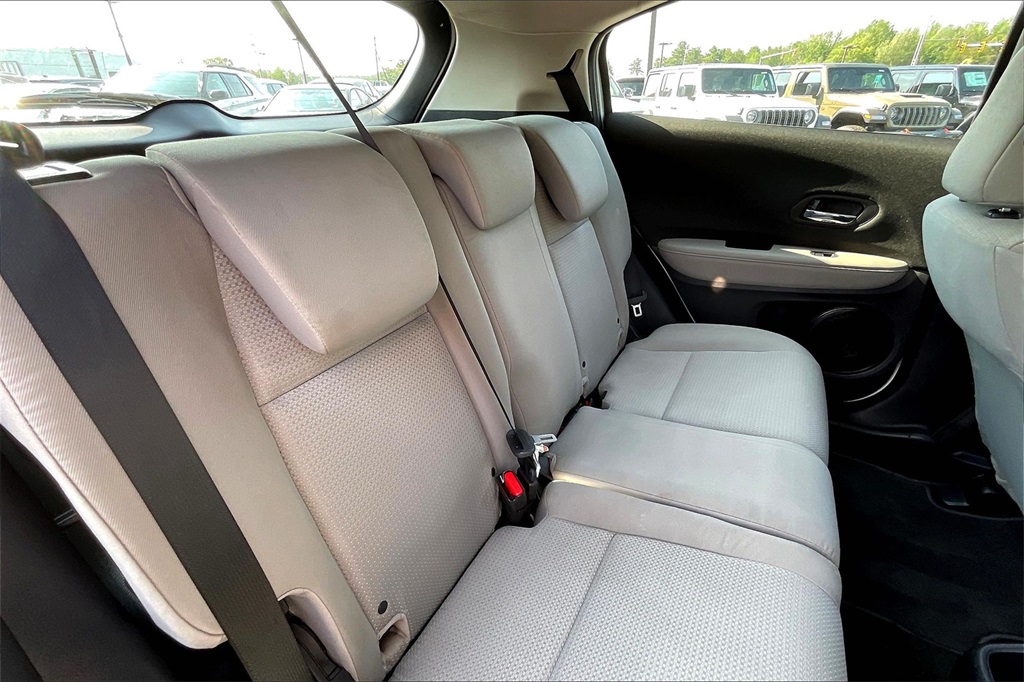 2021 Honda HR-V LX - Photo 15