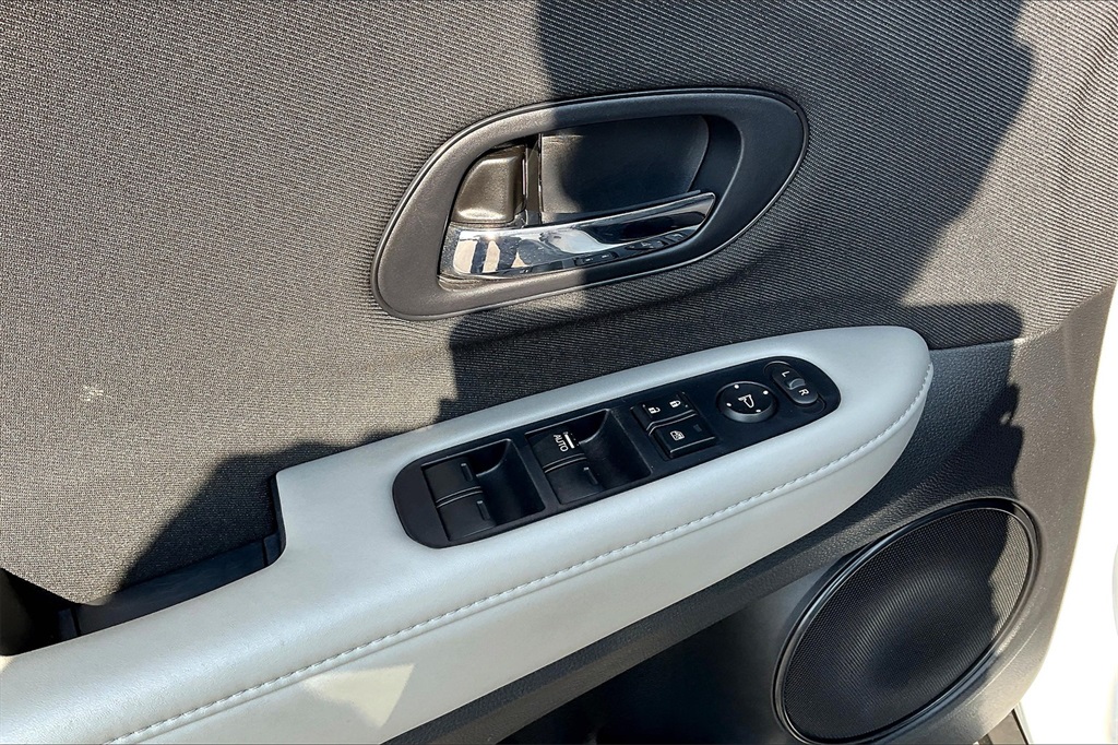 2021 Honda HR-V LX - Photo 34