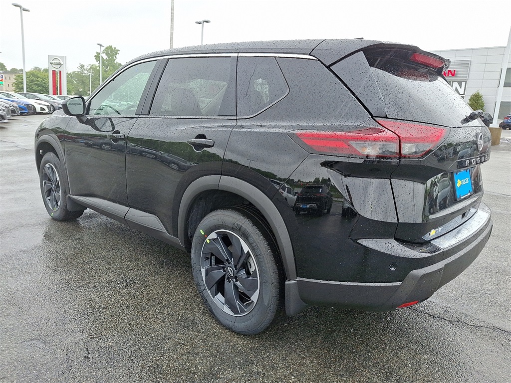 2025 Nissan Rogue SV - Photo 3