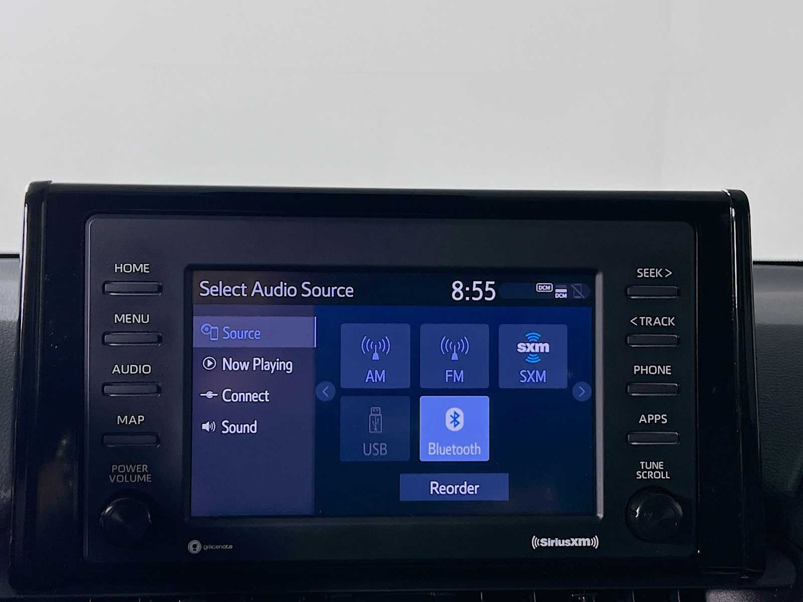 2022 Toyota RAV4 XLE - Photo 14